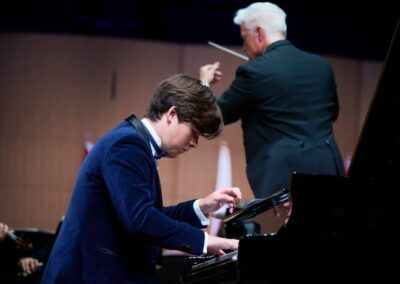 Guillermo Hernández Barrocal con la Canton Symphony Orchestra en la final de Cleveland 2026